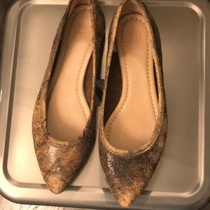 Frye Flats size 6